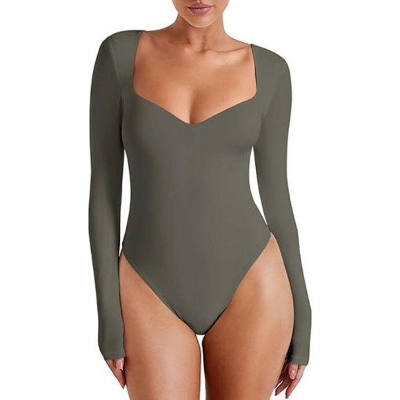 ReoRia Tops - Reoria Women's Gray/Green Sweetheart Neck Long Sleeve Thong Bodysuit Size Large